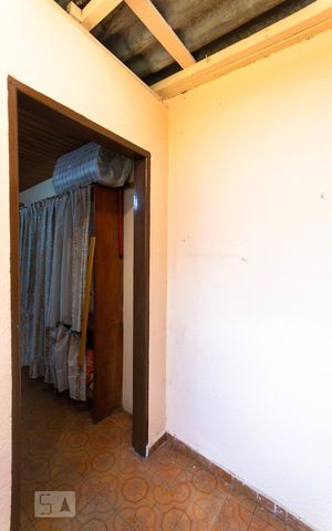 Casa à venda com 365m², 2 quartos e 1 vagaÁrea de Serviço