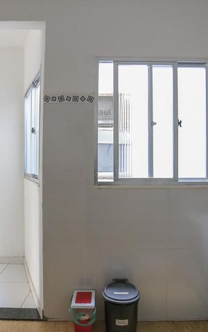 Apartamento para alugar com 72m², 3 quartos e sem vagaCozinha e Área de Serviço