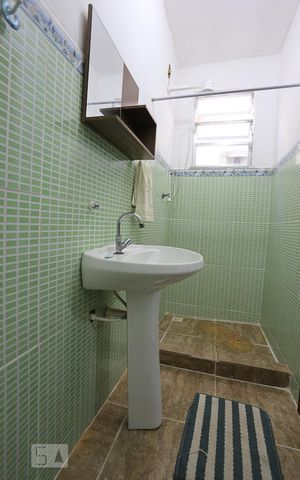 Apartamento para alugar com 72m², 3 quartos e sem vagaBanheiro da Suíte