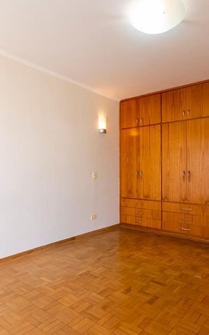 Apartamento à venda com 190m², 4 quartos e 1 vagaQuarto 2
