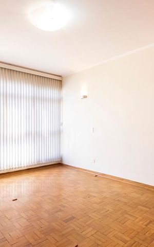 Apartamento à venda com 190m², 4 quartos e 1 vagaQuarto 2