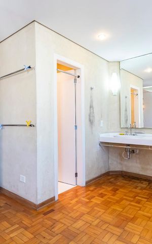 Apartamento à venda com 190m², 4 quartos e 1 vagaQuarto 4 - Suíte/ Banheiro