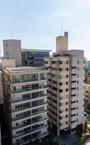 Apartamento à venda com 190m², 4 quartos e 1 vagaVista