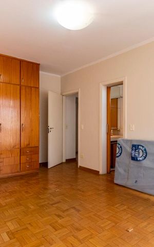 Apartamento à venda com 190m², 4 quartos e 1 vagaQuarto 2