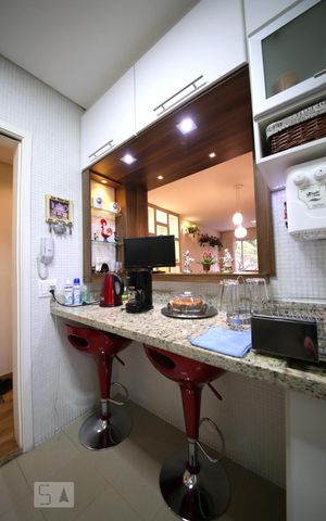 Apartamento à venda com 72m², 2 quartos e 1 vagaCozinha 