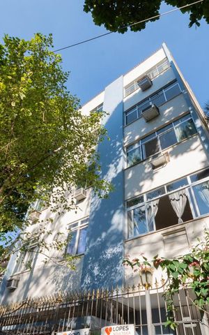 Apartamento à venda com 82m², 3 quartos e 1 vagaFachada