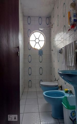 Studio à venda com 200m², 3 quartos e 2 vagas Studio à venda com 200m², 3 quartos e 2 vagasBanheiro