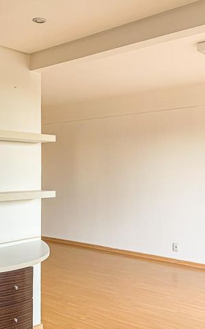 Apartamento à venda com 85m², 2 quartos e 2 vagas Apartamento à venda com 85m², 2 quartos e 2 vagasSala