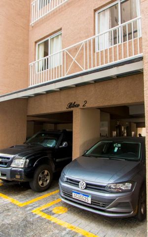 Apartamento para alugar com 51m², 2 quartos e 1 vaga Apartamento para alugar com 51m², 2 quartos e 1 vagaFachada do Bloco