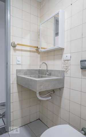 Casa à venda com 72m², 2 quartos e 2 vagas Casa à venda com 72m², 2 quartos e 2 vagasLavabo