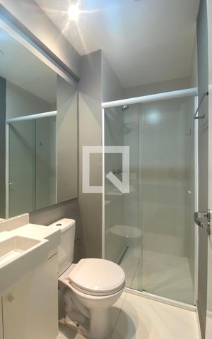 Apartamento à venda com 53m², 1 quarto e 2 vagasBanheiro da Suíte 1