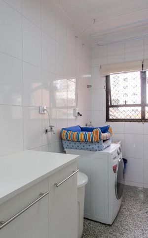 Apartamento à venda com 200m², 4 quartos e 3 vagasÁrea de Serviço
