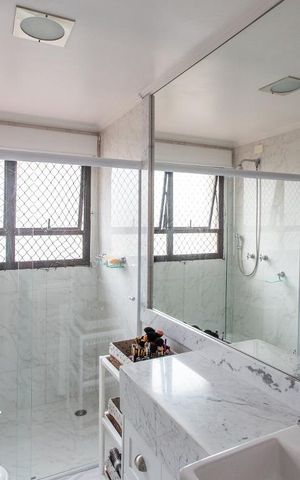 Apartamento à venda com 200m², 4 quartos e 3 vagasBanheiro
