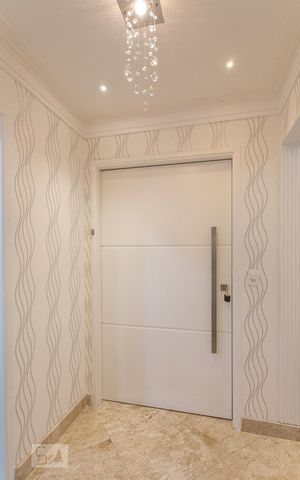 Apartamento à venda com 200m², 4 quartos e 3 vagasEntrada