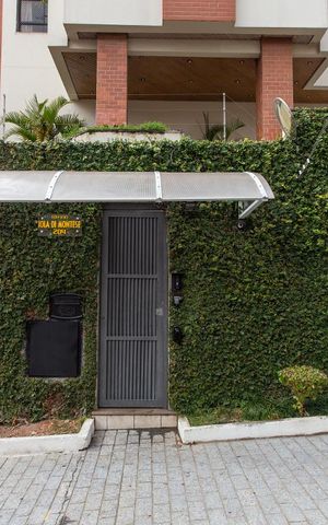 Apartamento à venda com 200m², 4 quartos e 3 vagasFachada do Condomínio