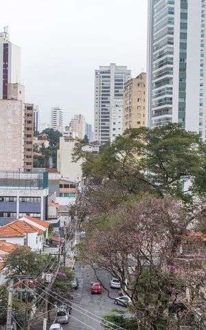 Apartamento à venda com 200m², 4 quartos e 3 vagasQuarto 3 - Vista