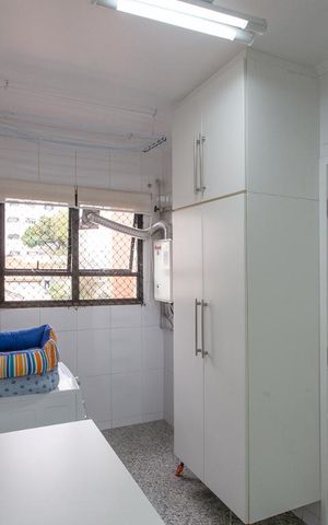 Apartamento à venda com 200m², 4 quartos e 3 vagasÁrea de Serviço