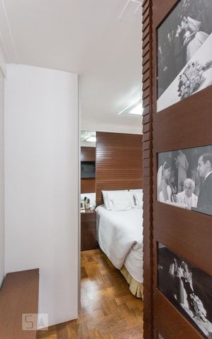 Apartamento à venda com 200m², 4 quartos e 3 vagasQuarto Suite 2 - Corredor