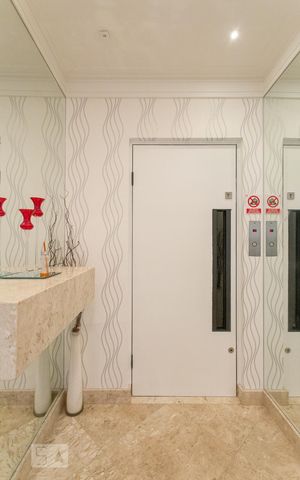Apartamento à venda com 200m², 4 quartos e 3 vagasHall do Elevador