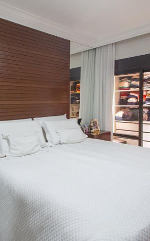 Apartamento à venda com 200m², 4 quartos e 3 vagasQuarto Suite 2