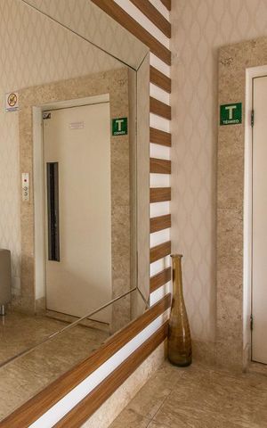 Apartamento à venda com 200m², 4 quartos e 3 vagasHall social