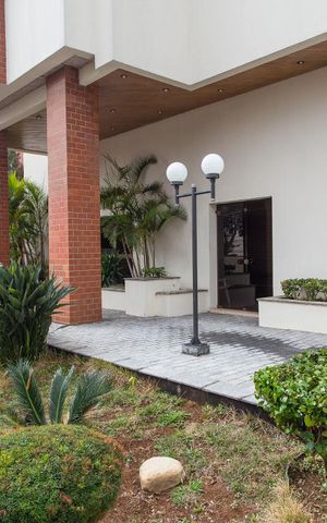 Apartamento à venda com 200m², 4 quartos e 3 vagasÁrea Externa