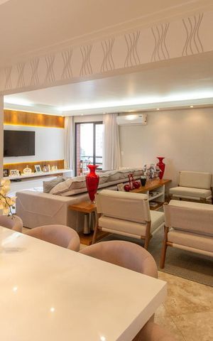 Apartamento à venda com 200m², 4 quartos e 3 vagasSala de Jantar
