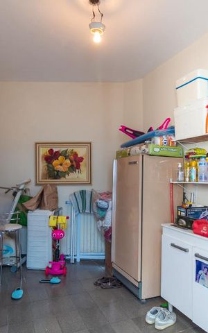 Casa à venda com 108m², 2 quartos e 3 vagas Casa à venda com 108m², 2 quartos e 3 vagasQuarto de serviço