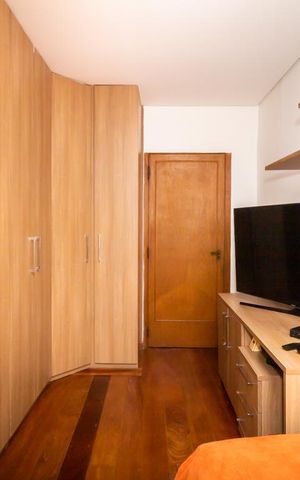 Casa para alugar com 310m², 5 quartos e 2 vagas Casa para alugar com 310m², 5 quartos e 2 vagasQuarto 1