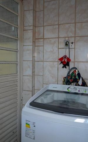Casa à venda com 200m², 3 quartos e 5 vagasArea de Serviço