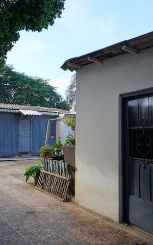 Casa à venda com 200m², 3 quartos e 5 vagasArea externa