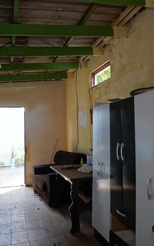 Casa à venda com 200m², 3 quartos e 5 vagasgalpão