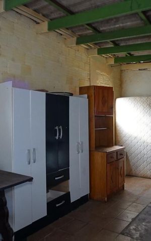 Casa à venda com 200m², 3 quartos e 5 vagasgalpão