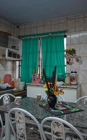 Casa à venda com 200m², 3 quartos e 5 vagasCozinha