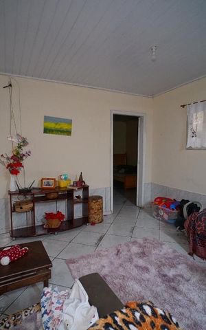 Casa à venda com 200m², 3 quartos e 5 vagasSala