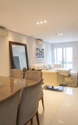 Casa à venda com 400m², 4 quartos e 3 vagasSala jantar
