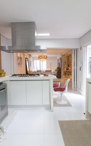 Casa à venda com 400m², 4 quartos e 3 vagasCozinha