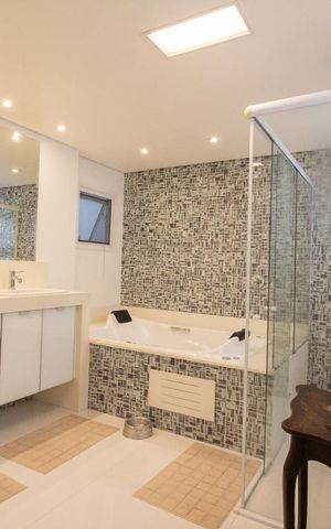 Casa à venda com 400m², 4 quartos e 3 vagasSuite Quarto 4