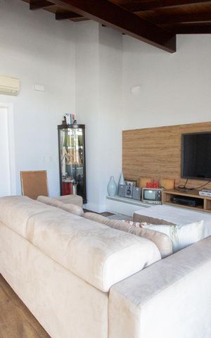 Casa à venda com 400m², 4 quartos e 3 vagasSala 2