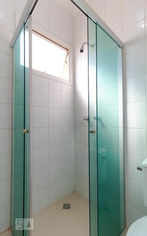 Apartamento para alugar com 108m², 3 quartos e 2 vagas Apartamento para alugar com 108m², 3 quartos e 2 vagasBanheiro da Suíte
