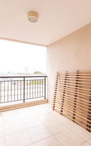 Apartamento à venda com 65m², 2 quartos e 1 vagaVaranda Sala
