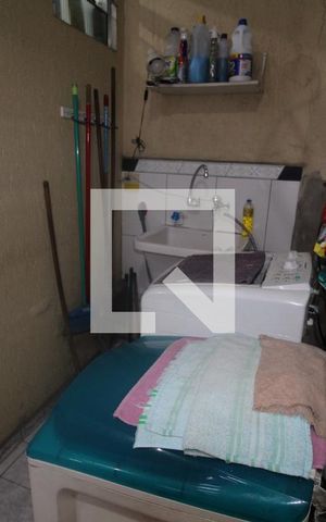 Casa à venda com 240m², 3 quartos e 3 vagasCozinha / Área de Serviço