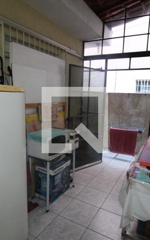 Casa à venda com 240m², 3 quartos e 3 vagasCozinha / Área de Serviço