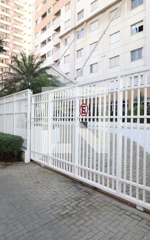 Apartamento para alugar com 39m², 1 quarto e 1 vagaFachada