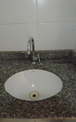 Apartamento à venda com 51m², 2 quartos e 1 vagaBanheiro da suite- pia