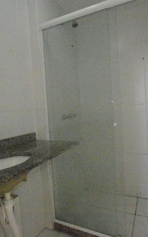 Apartamento à venda com 51m², 2 quartos e 1 vagaBanheiro Social