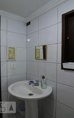 Casa à venda com 375m², 7 quartos e 3 vagasBanheiro 3