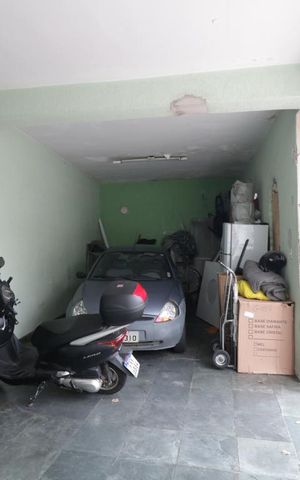 Casa à venda com 375m², 7 quartos e 3 vagasGaragem