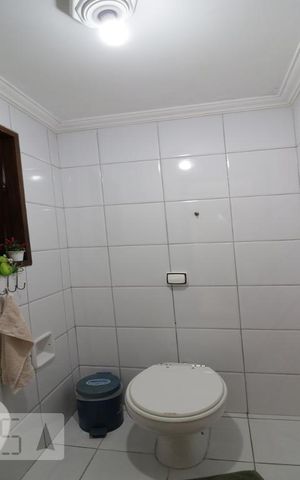 Casa à venda com 375m², 7 quartos e 3 vagasBanheiro 3