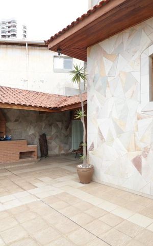 Casa à venda com 375m², 7 quartos e 3 vagasChurrasqueira